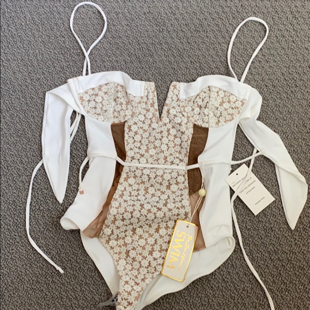 NWT FL&L One-Piece - Picture 4 of 6
